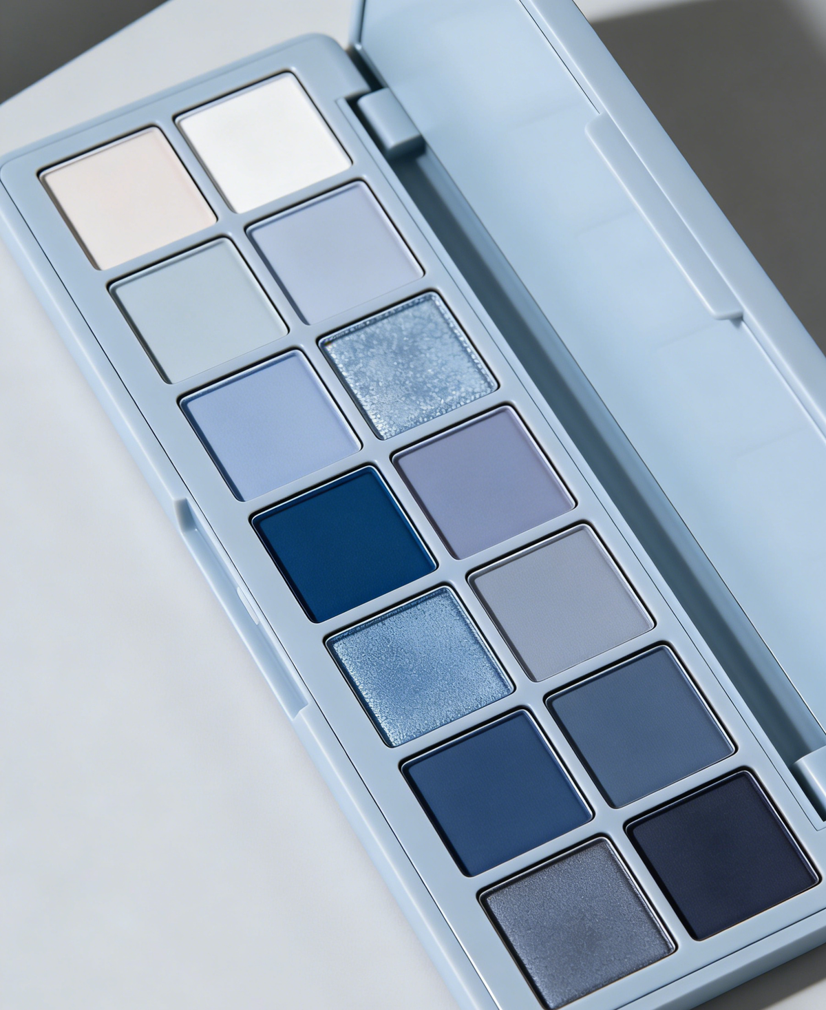 Multi-texture eyeshadow palette, warm brown / pink-purple / cool tones, long-lasting and crease-resistant